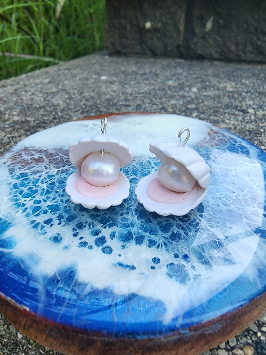 Clams with freshwater pearls - dangles
